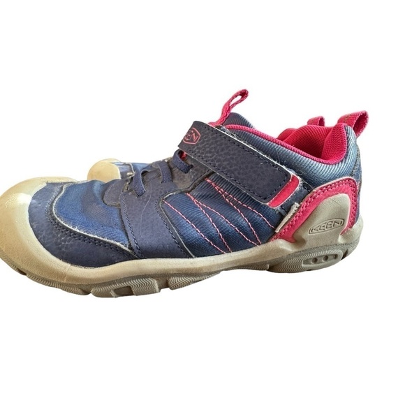 Girl’s Keen Knotch Peak Sneaker Size 2 - Picture 1 of 9